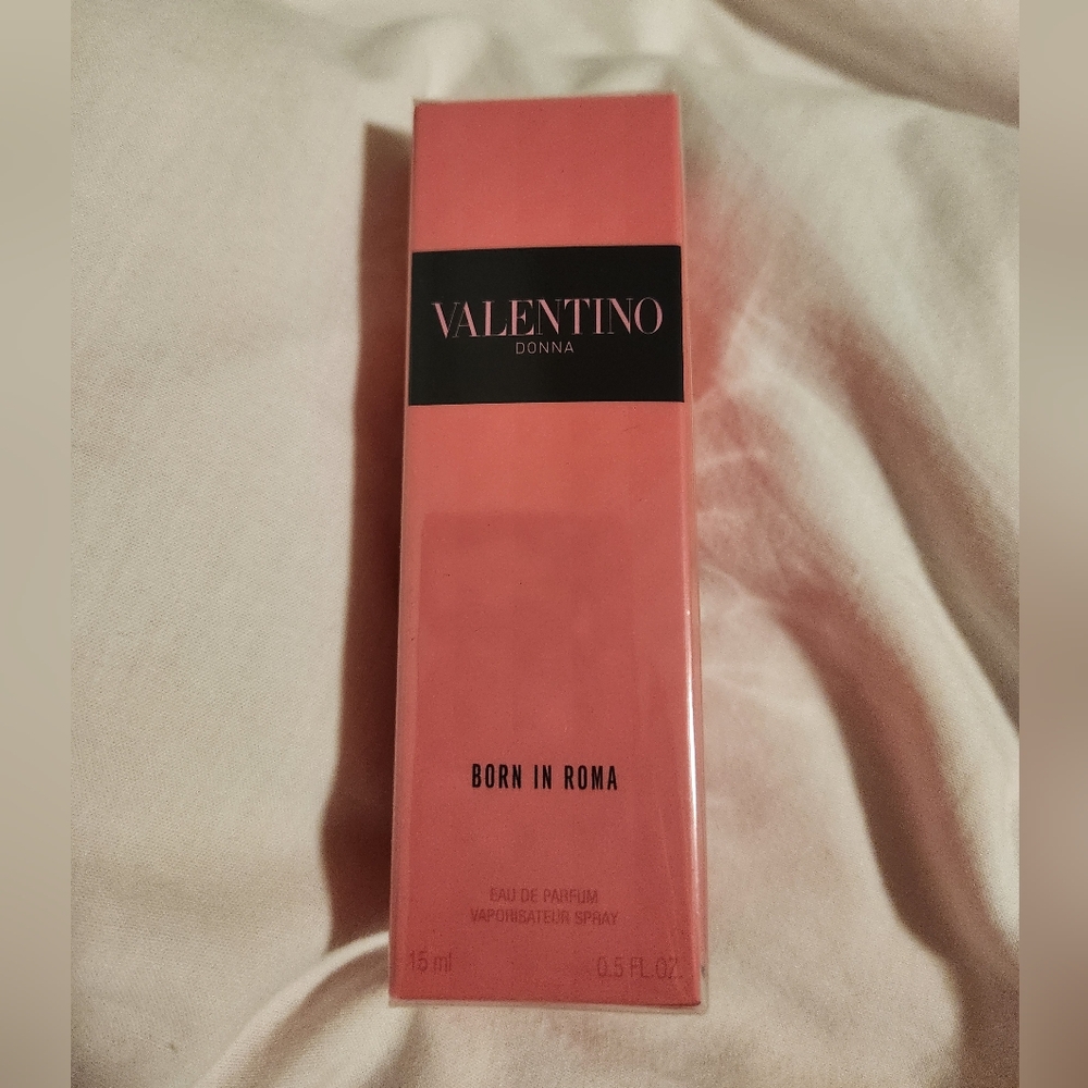 Valentino Donna Born in Roma eau de parfum 15mL travel spray